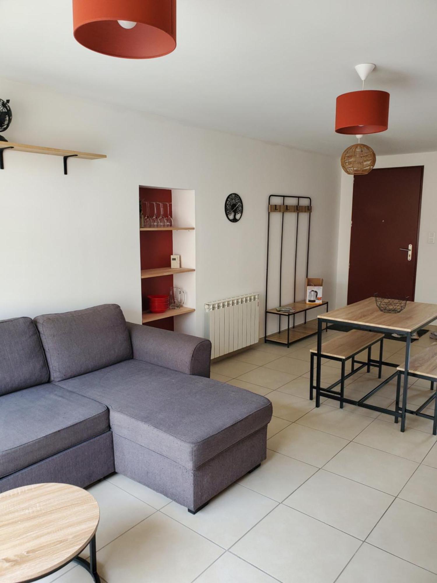 Hébergement de vacances Maison 6 Voyageurs Proche De L'aeroport *